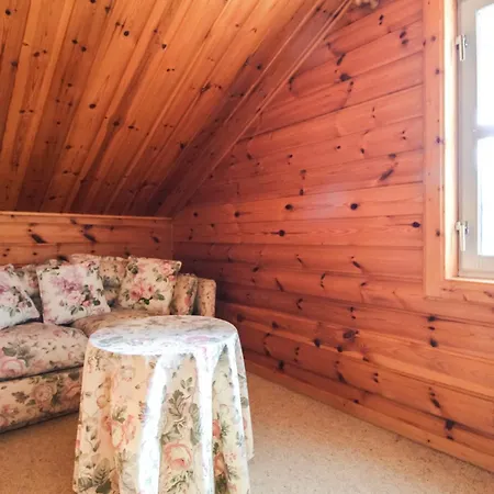 Charming 4-bed Chalet, Mountain Views, Double Garage * Flaine